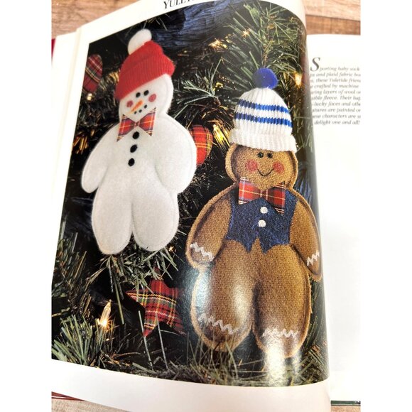 The Ultimate Ornament Book - Picture 6 of 7